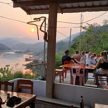 Villa Mekong Guesthouse Muang Pakbèng Eksteriør bilde