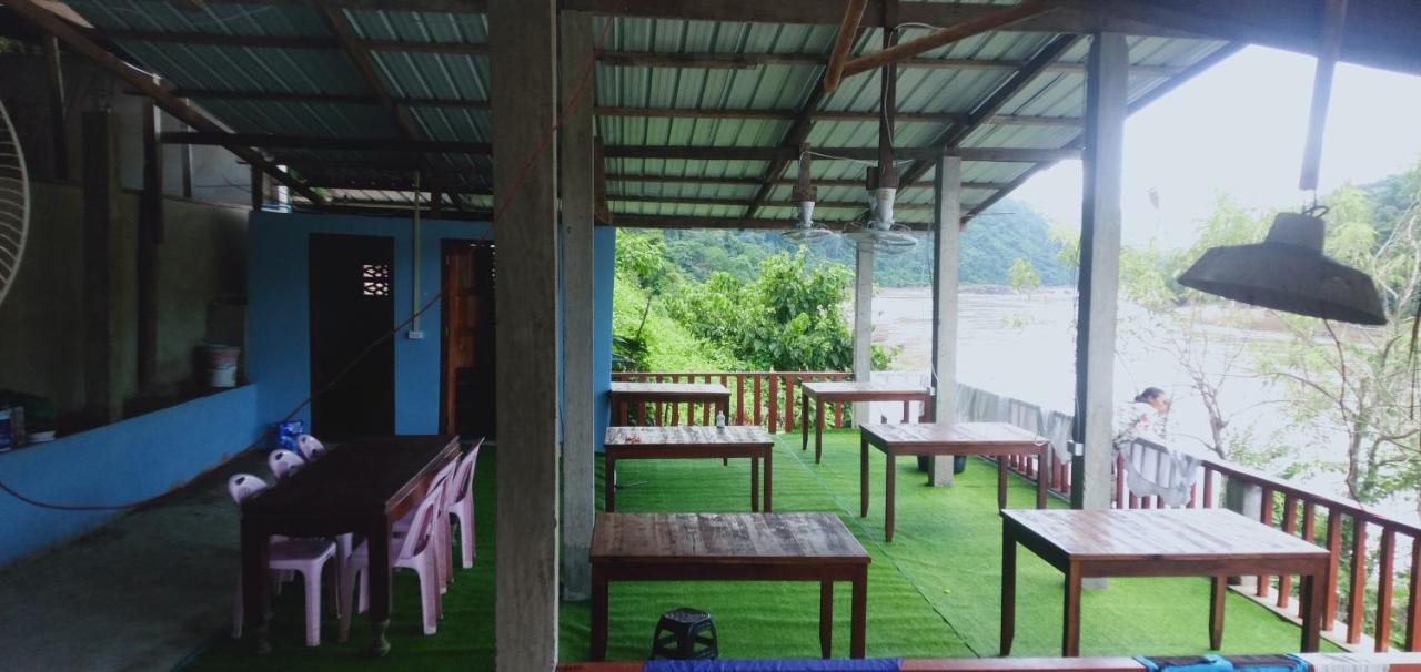 Villa Mekong Guesthouse Muang Pakbèng Eksteriør bilde