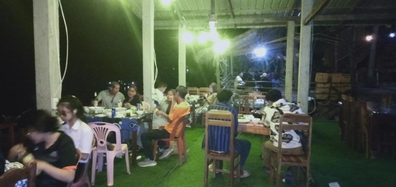 Villa Mekong Guesthouse Muang Pakbèng Eksteriør bilde