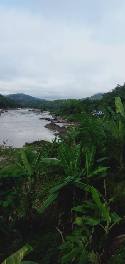 Villa Mekong Guesthouse Muang Pakbèng Eksteriør bilde