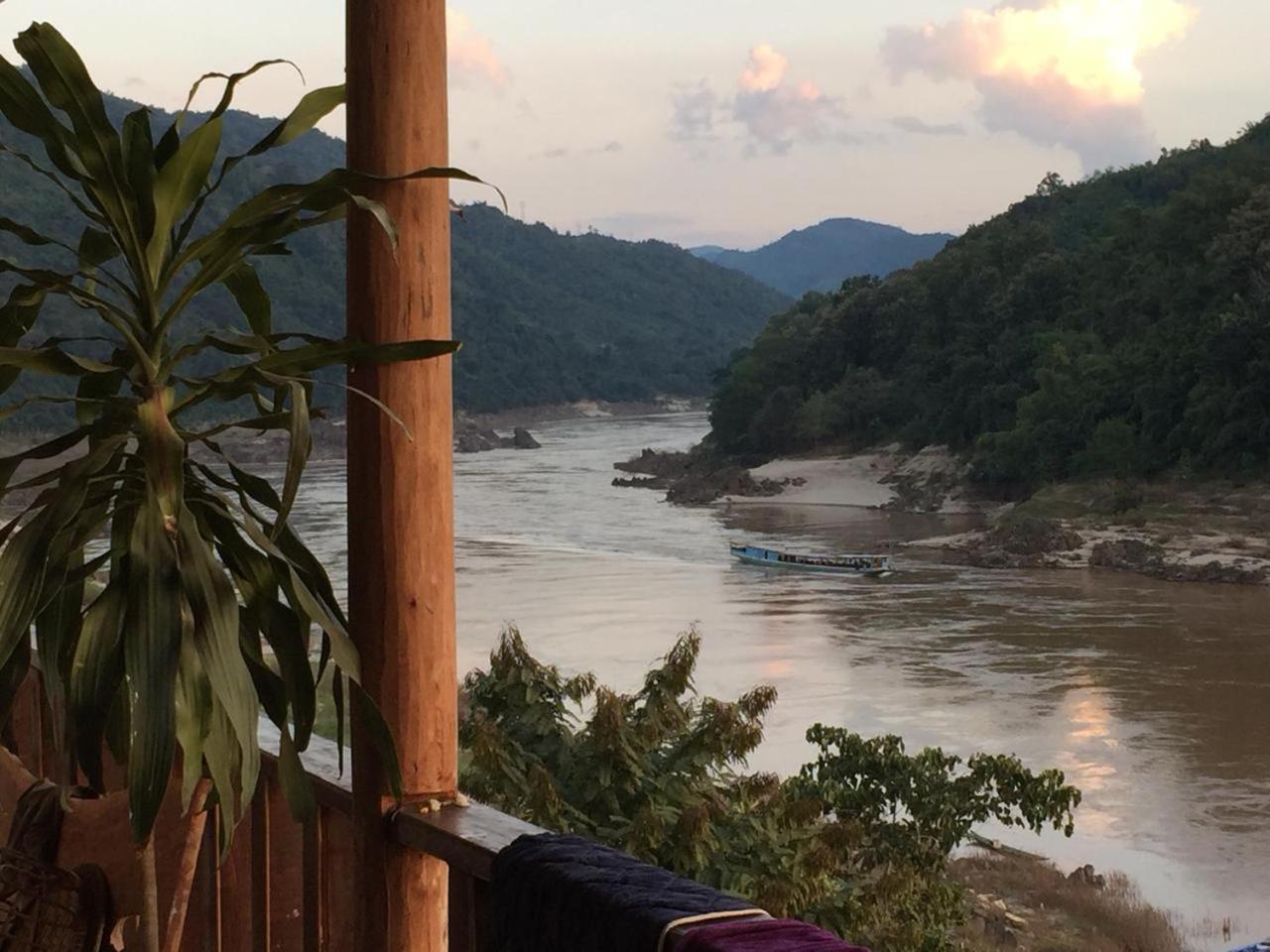 Villa Mekong Guesthouse Muang Pakbèng Eksteriør bilde