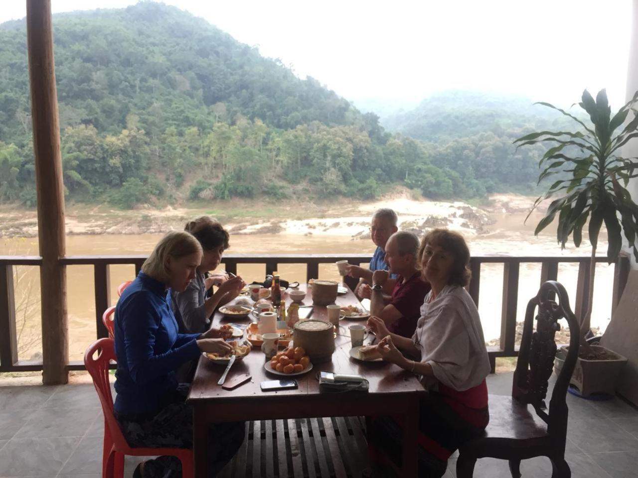 Villa Mekong Guesthouse Muang Pakbèng Eksteriør bilde